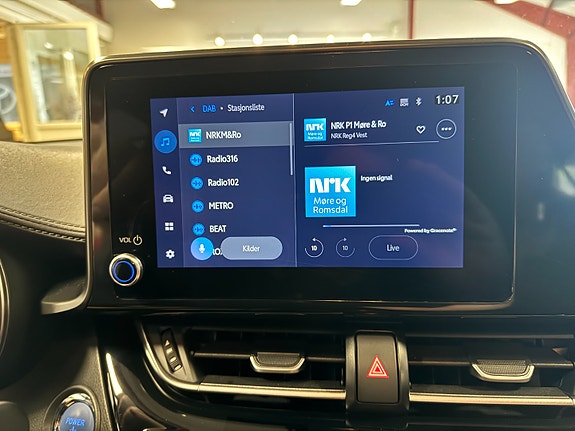 Toyota C-HR 17 of 30