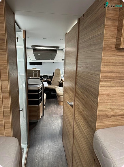 Adria Sonic Supreme I 810S | Toppmodell | Alde | Solcelle | Skinn | Utv.dusj | V.hjul | 25 of 30