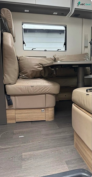 Adria Sonic Supreme I 810S | Toppmodell | Alde | Solcelle | Skinn | Utv.dusj | V.hjul | 11 of 30