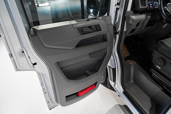 Volkswagen Crafter 19 of 30