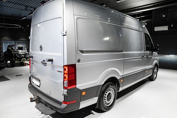 Volkswagen Crafter 8 of 30