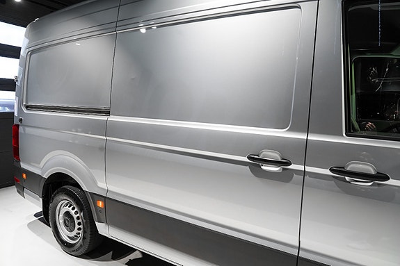 Volkswagen Crafter 10 of 30