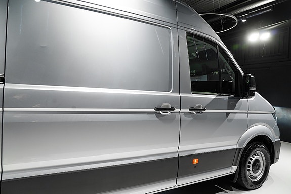 Volkswagen Crafter 11 of 30