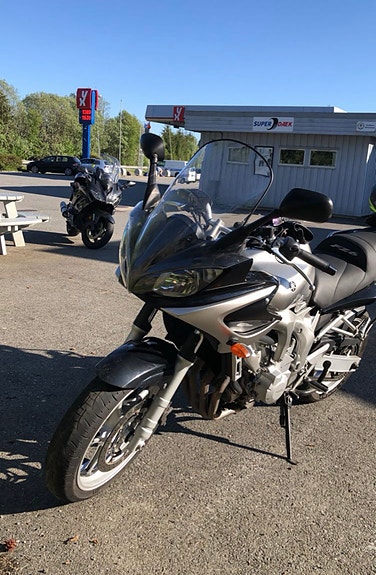 Yamaha FZ6 5 of 10