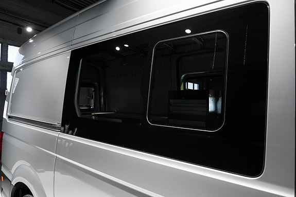 Volkswagen Crafter 13 of 30