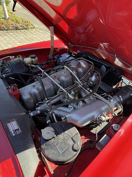 Mercedes-Benz 230 SL 16 of 16