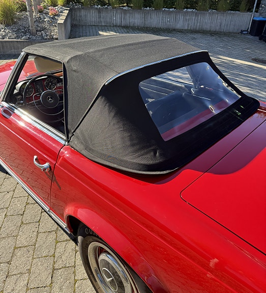 Mercedes-Benz 230 SL 6 of 16