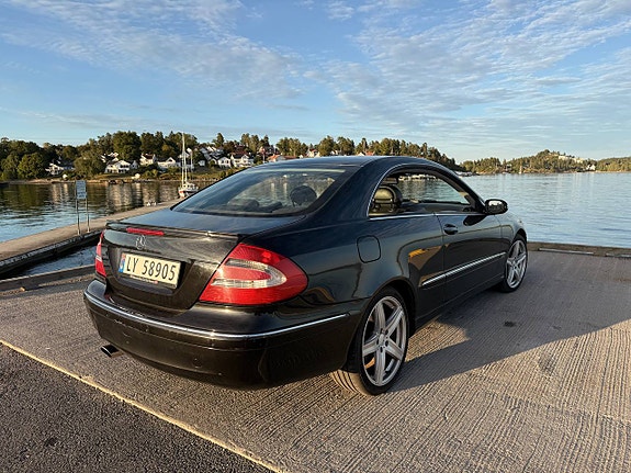 Mercedes-Benz CLK200 5 of 20