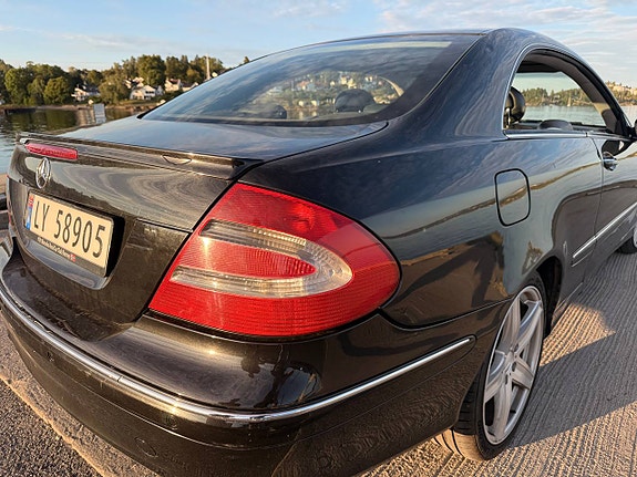 Mercedes-Benz CLK200 7 of 20