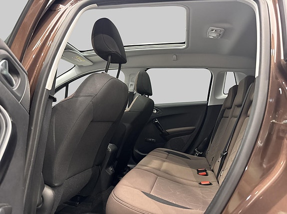 Peugeot 2008 12 of 23