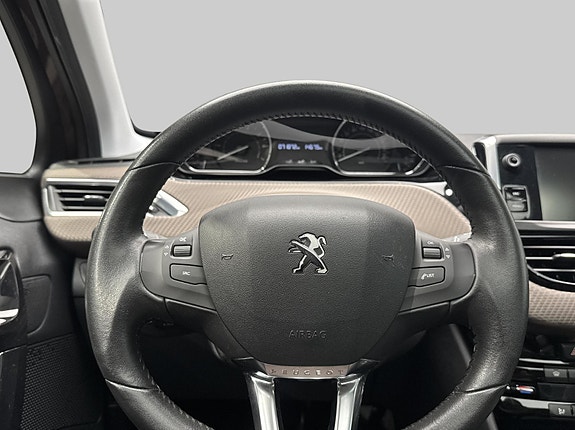 Peugeot 2008 14 of 23