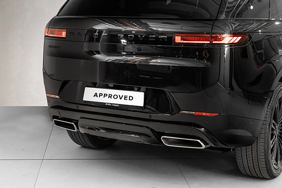 Land Rover Range Rover Sport 7 of 30
