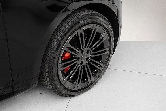 Land Rover Range Rover Sport 10 of 30