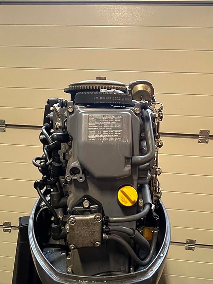 Yamaha F50 AET 4-takt 2002 modell selges 9 of 15