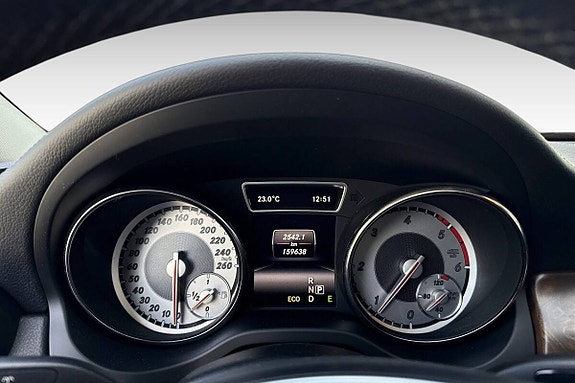 Mercedes-Benz GLA220 d 19 of 30