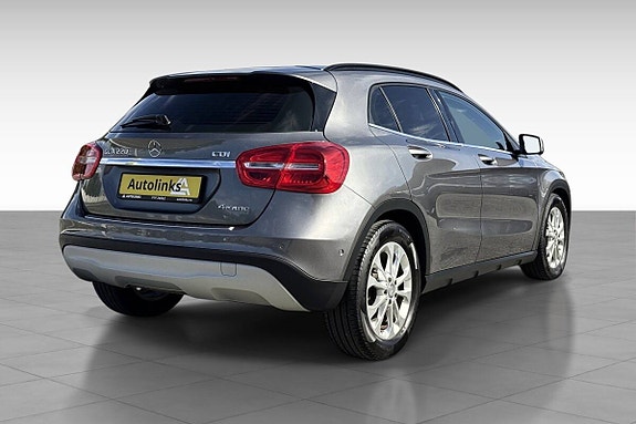 Mercedes-Benz GLA220 d 5 of 30
