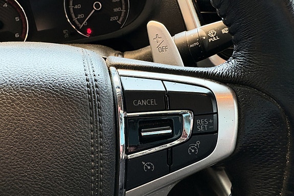Mitsubishi L200 13 of 26