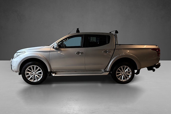 Mitsubishi L200 2 of 26
