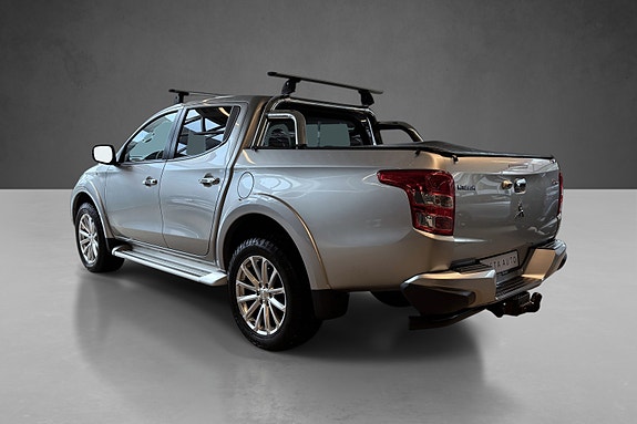 Mitsubishi L200 3 of 26