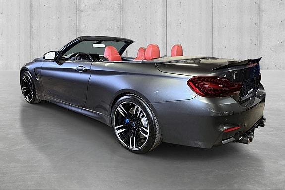 BMW M4 8 of 30