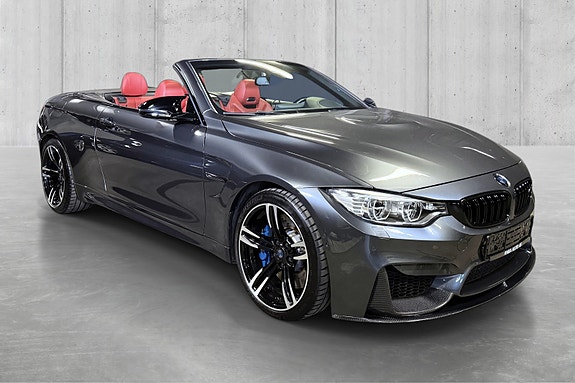 BMW M4 4 of 30