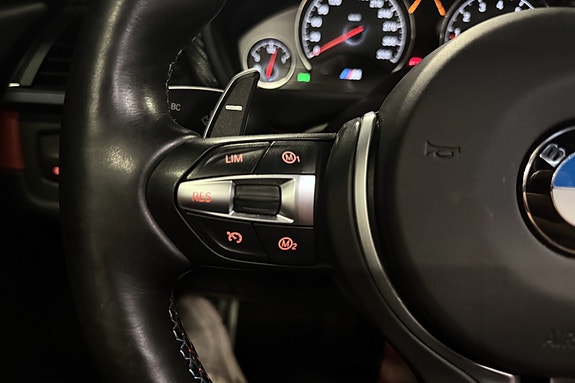 BMW M4 17 of 30