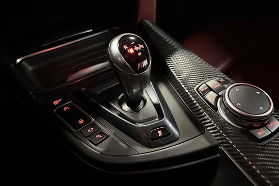 BMW M4 27 of 30