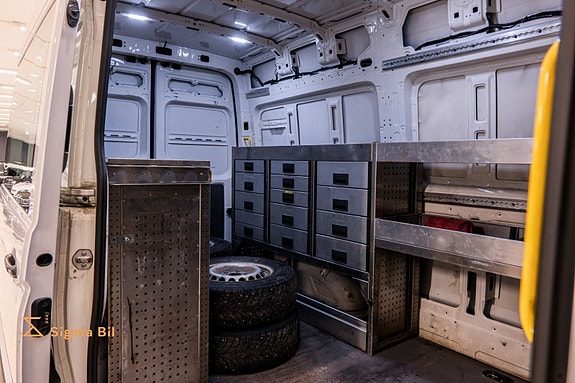 Volkswagen Crafter 19 of 30