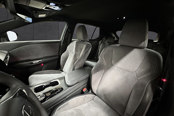 Lexus RZ500e 23 of 30