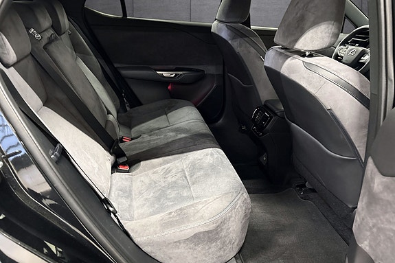 Lexus RZ500e 16 of 30