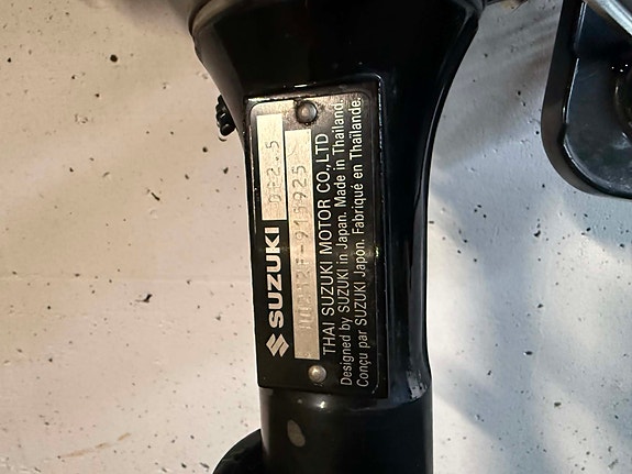Suzuki DF2.5 4-takt 2019 – svært lite brukt 4 of 9