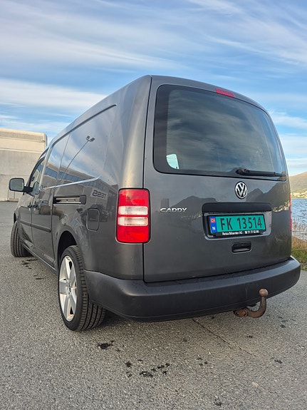 Volkswagen Caddy Maxi 5 of 17