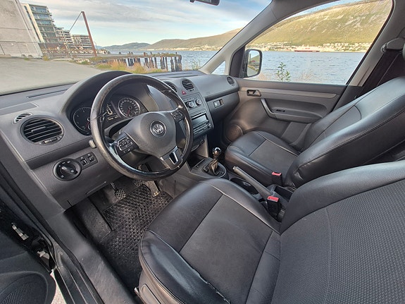 Volkswagen Caddy Maxi 15 of 17