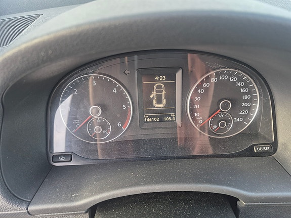 Volkswagen Caddy Maxi 14 of 17