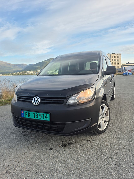 Volkswagen Caddy Maxi 2 of 17