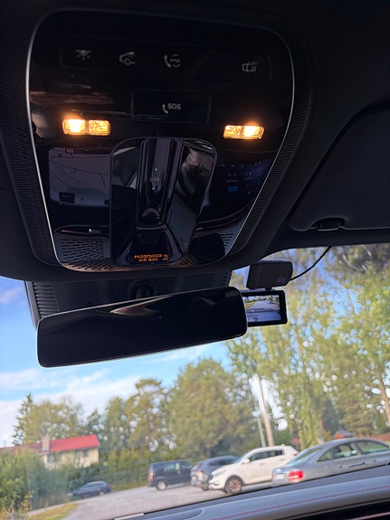 Mercedes-Benz EQE SUV 19 of 24