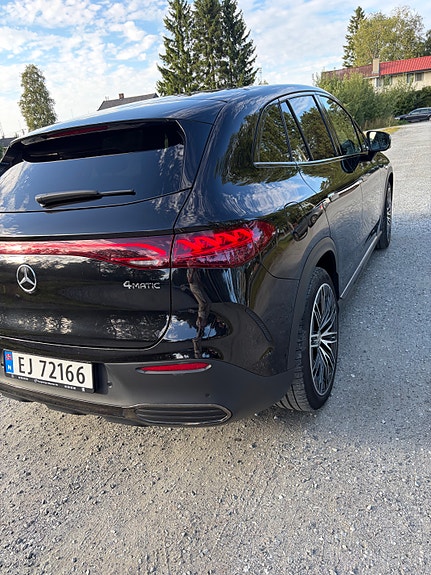 Mercedes-Benz EQE SUV 6 of 24