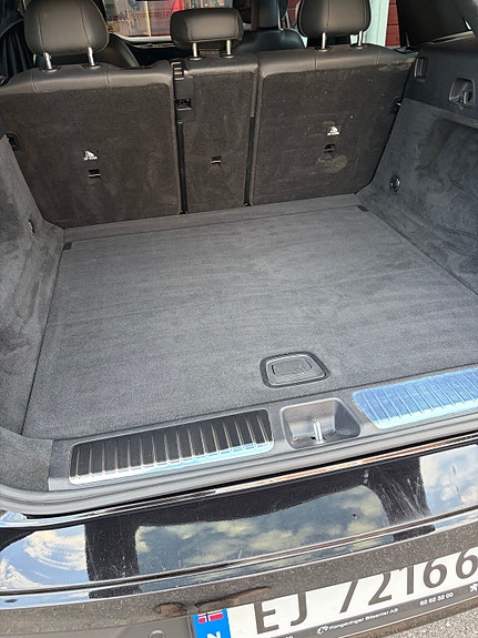 Mercedes-Benz EQE SUV 9 of 24