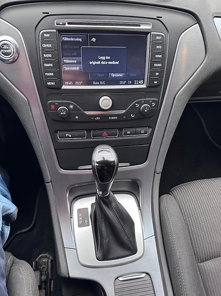 Ford Mondeo 23 of 30