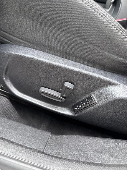 Ford Mondeo 27 of 30