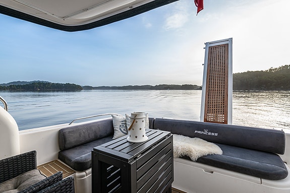 Princess 440 - 3 lugarer, oppgradert, forlenget plattform, generator, passarelle 10 of 30
