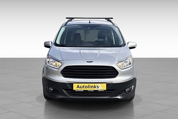 Ford Transit Courier 2 of 20