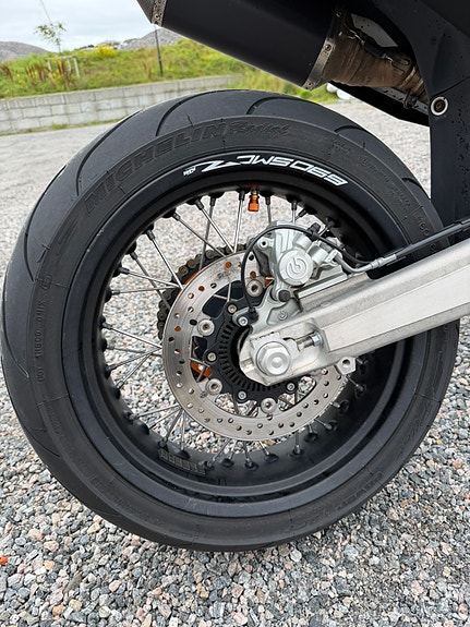 KTM 690 SMC R | A2 | 18 000 km | Remus | Mye ekstra 8 of 10