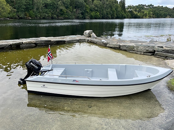 VI RYDDER ! GJØR ET KUPP HOBBY 460 OPEN SUZUKI 20 HK MED TEINEHALER 4 of 12