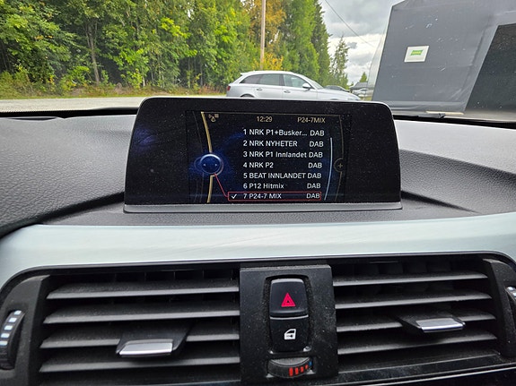BMW 328i 19 of 26