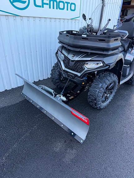 CFMOTO CFORCE 625 TOURING ABS 95km/h kjøres med bilsertifikat- Kimpex Brøyteskjær 4 of 8