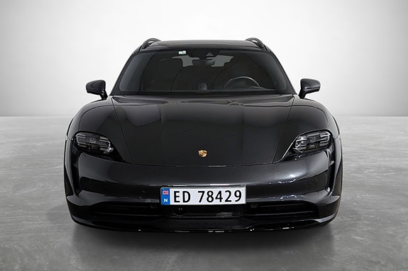 Porsche Taycan 3 of 28