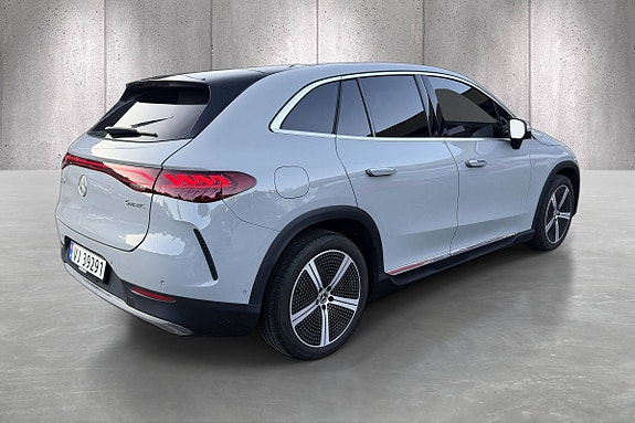 Mercedes-Benz EQE350 SUV 7 of 25