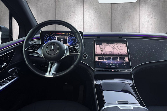 Mercedes-Benz EQE350 SUV 10 of 25