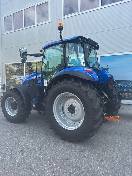 New Holland T5 120 DualCommand 5 of 12